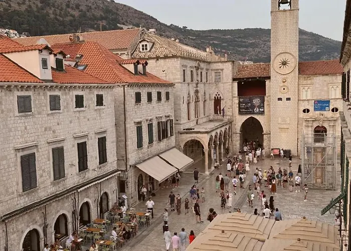 Velut Boket Ντουμπρόβνικ